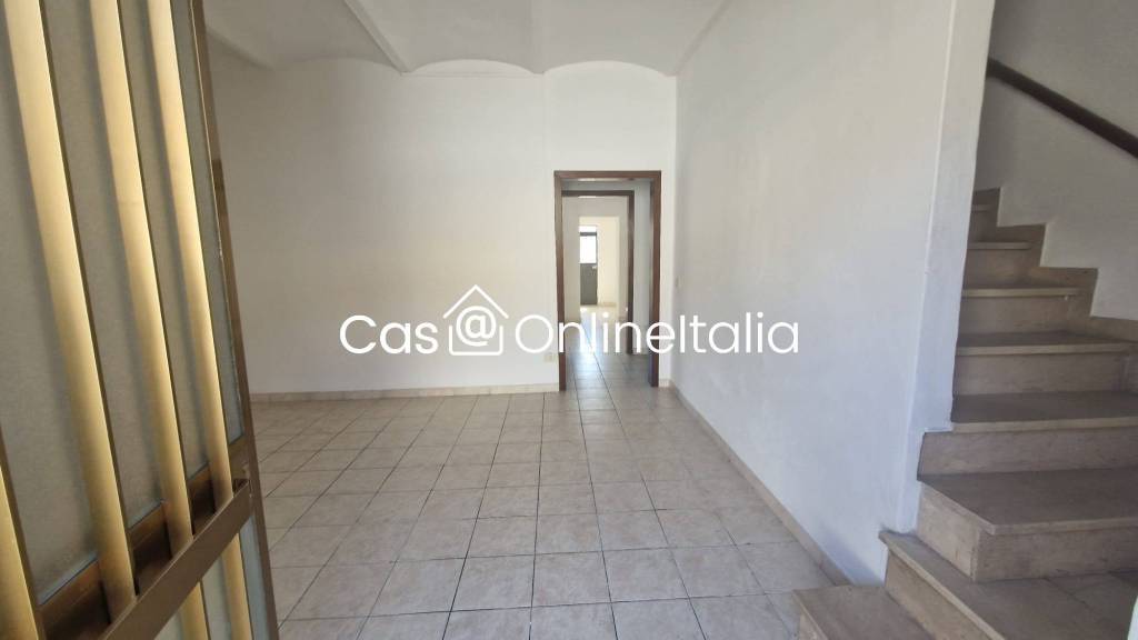 casa indipendente in vendita a Prato in zona San Giusto