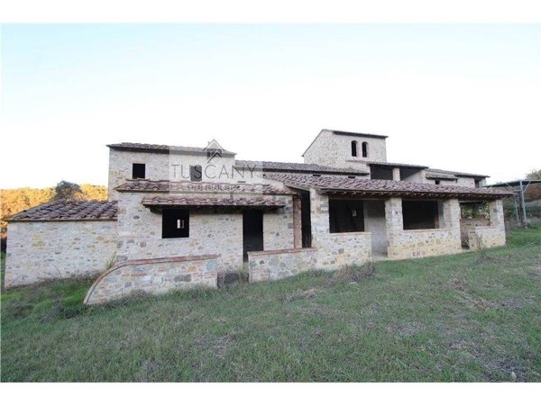 casale in vendita a Prato