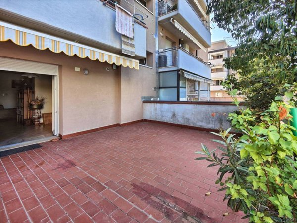 appartamento in vendita a Prato in zona Maliseti