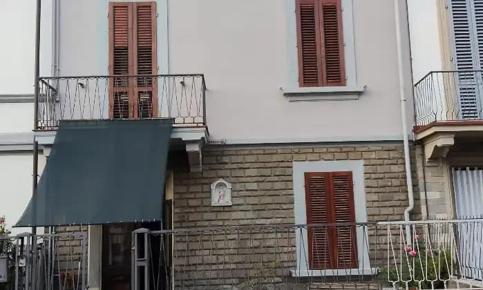 casa indipendente in vendita a Prato