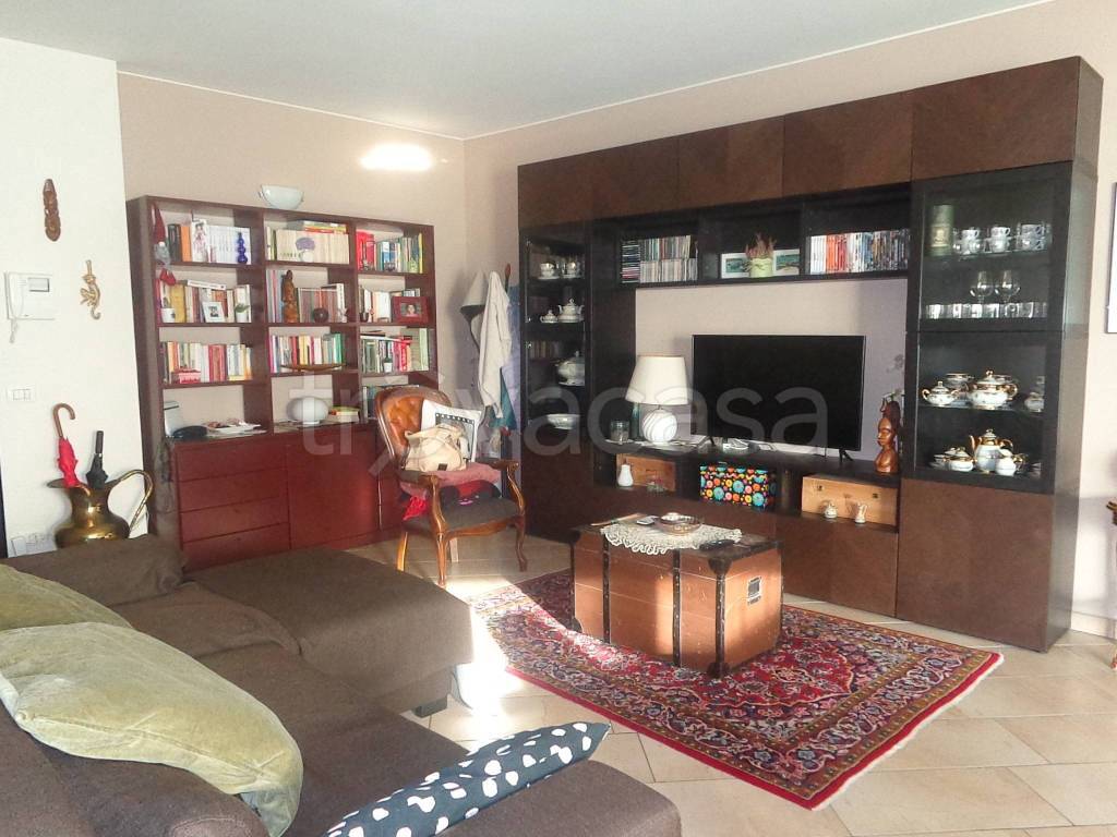 appartamento in vendita a Prato in zona Iolo