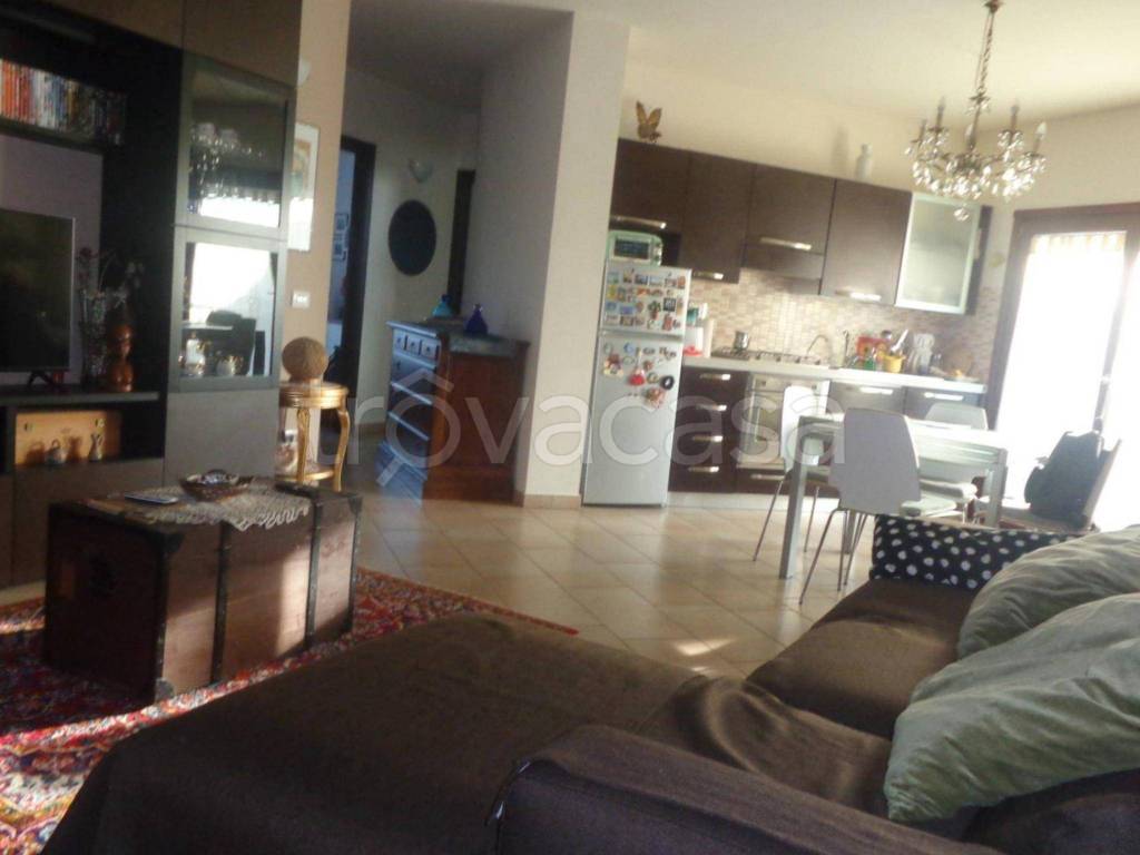 appartamento in vendita a Prato in zona Iolo