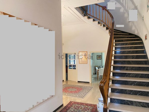 casa indipendente in vendita a Prato