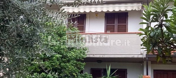 casa indipendente in vendita a Prato in zona Galciana