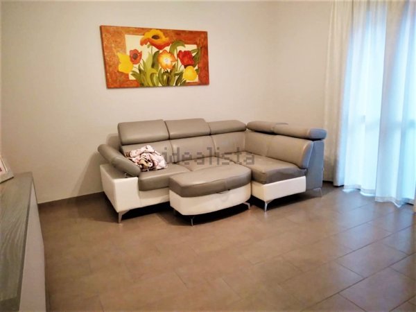 casa indipendente in vendita a Prato in zona Vergaio