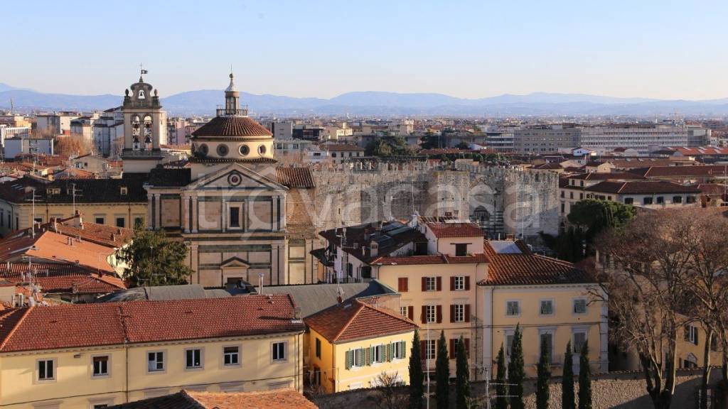 casa indipendente in vendita a Prato in zona Galceti