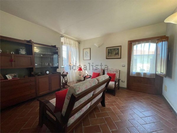 casa indipendente in vendita a Prato in zona La Macine
