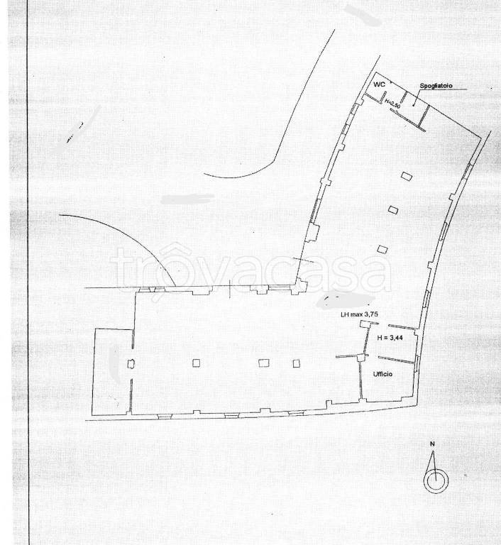 locale commerciale in vendita a Prato