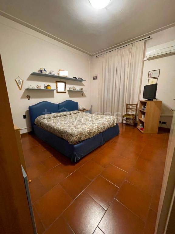 casa indipendente in vendita a Prato in zona Tavola