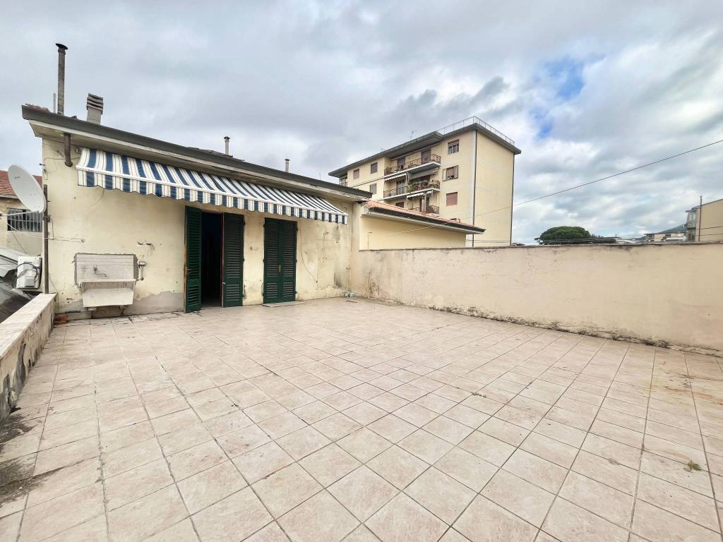 appartamento in vendita a Prato