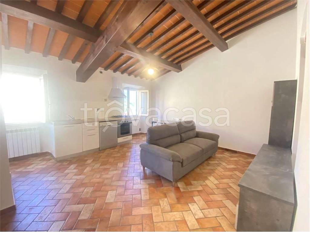 appartamento in vendita a Prato in zona Figline