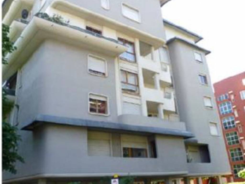 negozio in vendita a Prato