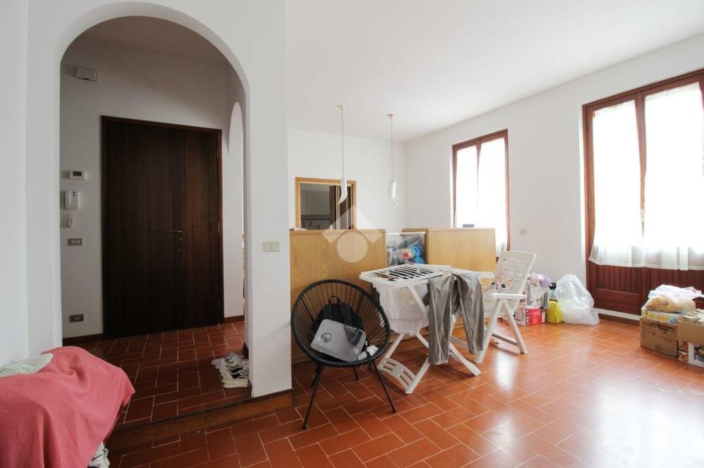 casa indipendente in vendita a Prato