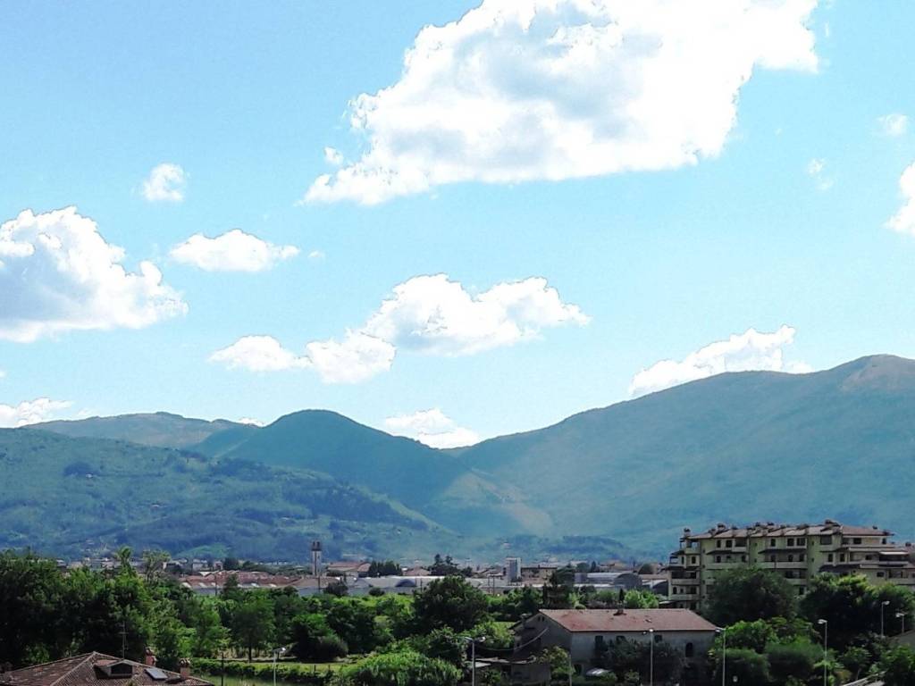 appartamento in vendita a Prato in zona Galciana
