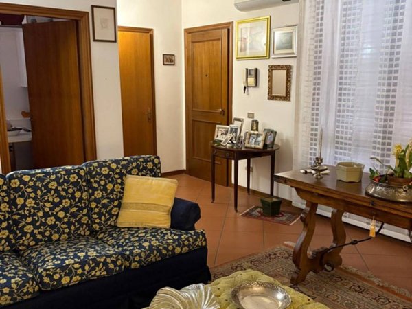 appartamento in vendita a Prato in zona Grignano