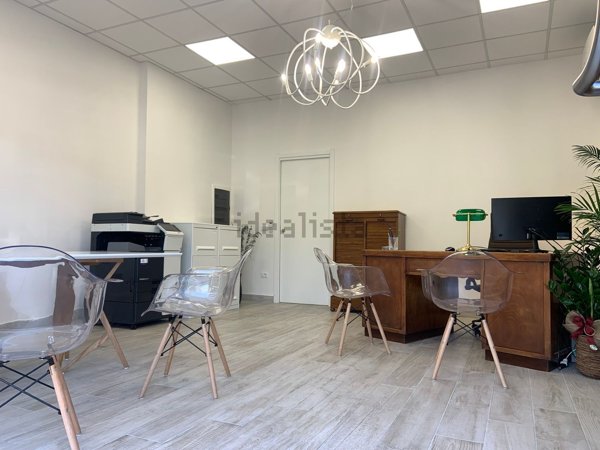 ufficio in vendita a Prato