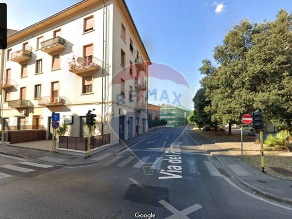 negozio in vendita a Prato