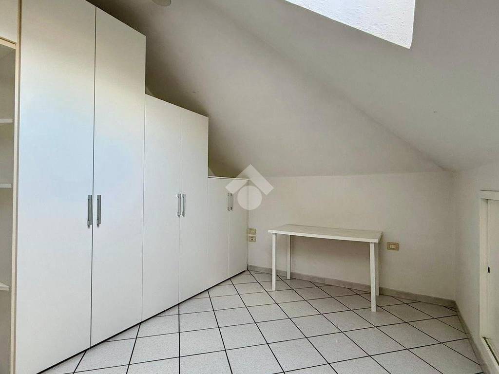 appartamento in vendita a Prato in zona Galciana