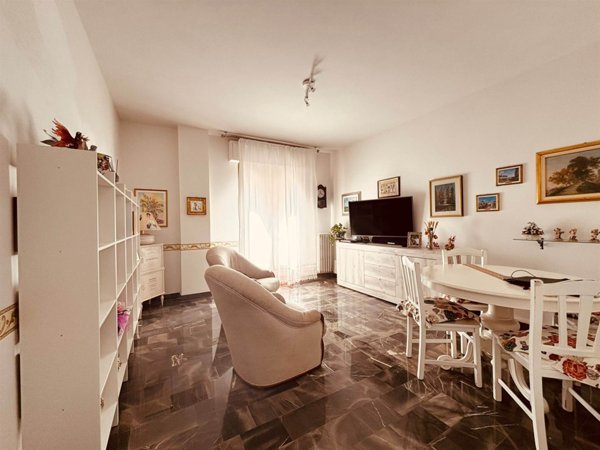 appartamento in vendita a Prato in zona Galciana