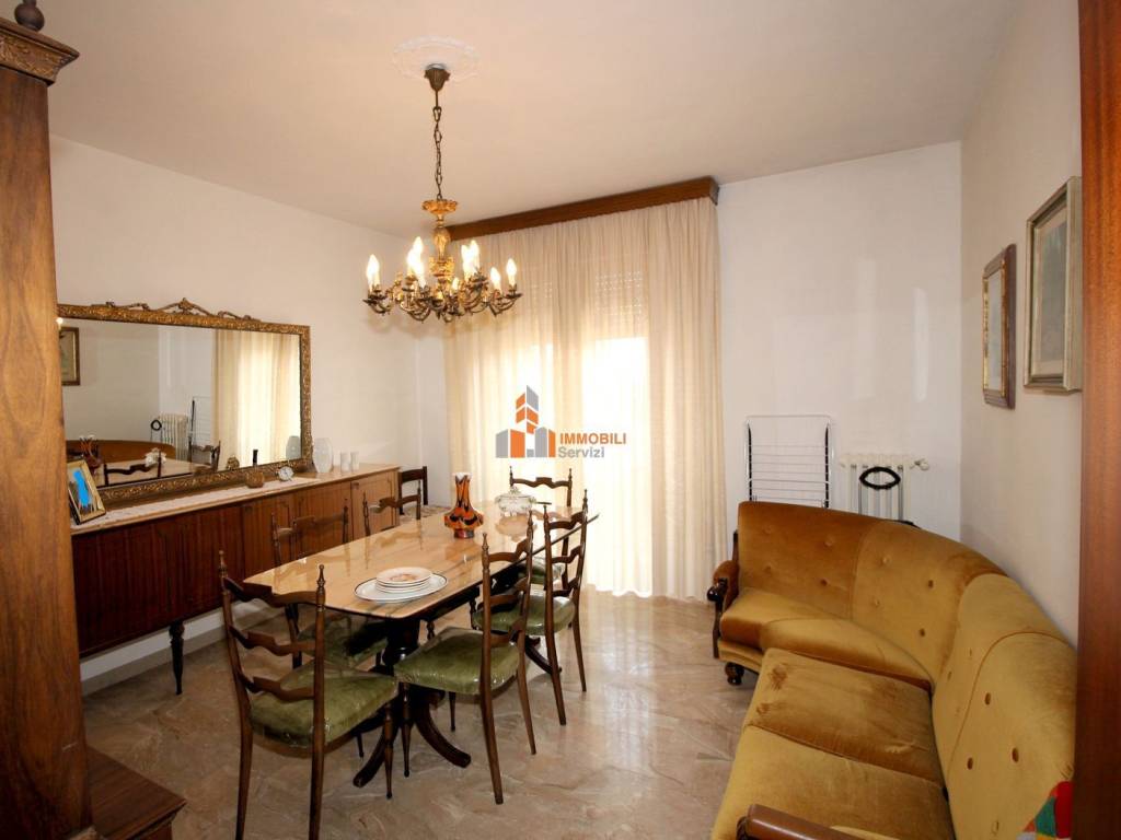 appartamento in vendita a Prato in zona San Martino