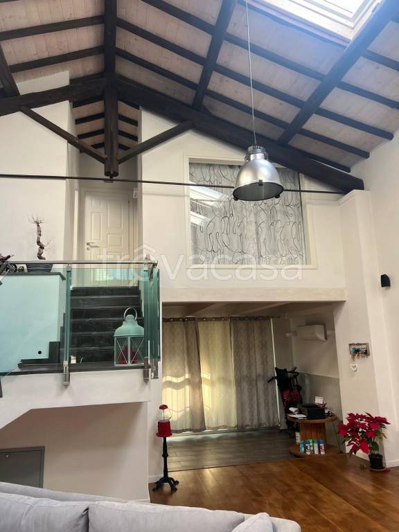 appartamento in vendita a Prato in zona Galciana