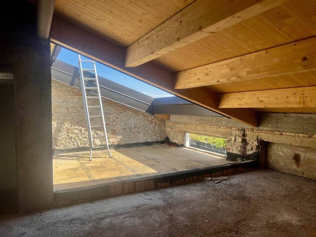 appartamento in vendita a Prato in zona La Querce