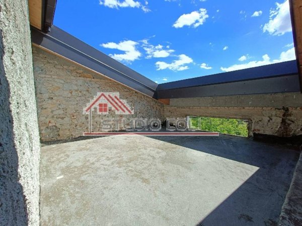 appartamento in vendita a Prato in zona La Querce