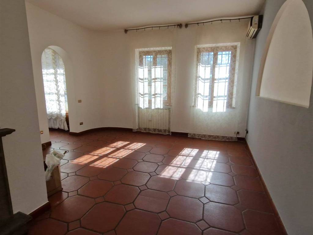 casa indipendente in vendita a Prato in zona La Querce