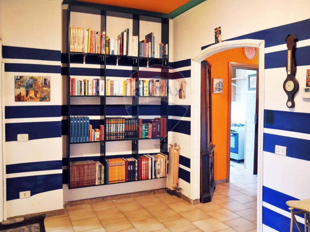 appartamento in vendita a Prato in zona Le Badie