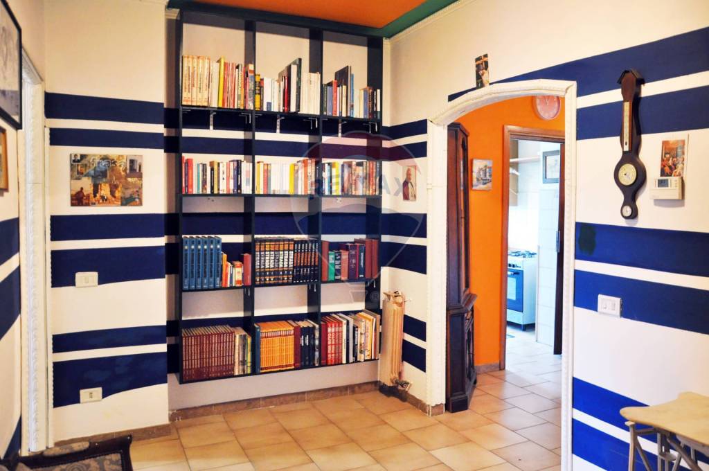 appartamento in vendita a Prato in zona Le Badie