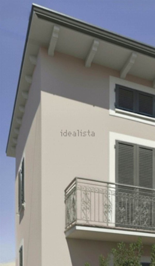casa indipendente in vendita a Prato in zona Iolo