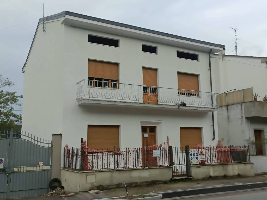 appartamento in vendita a Prato in zona La Querce