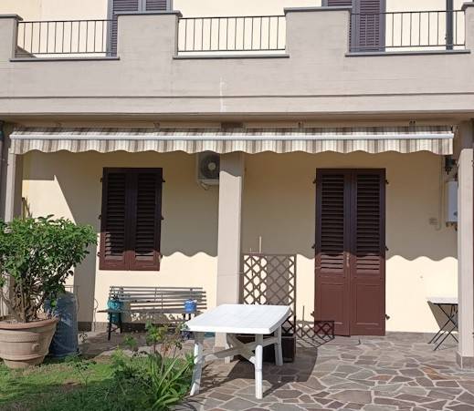 casa indipendente in vendita a Prato in zona Coiano