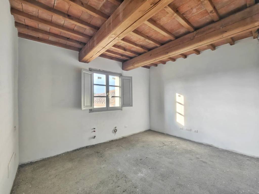 casa indipendente in vendita a Prato in zona Sant'Ippolito