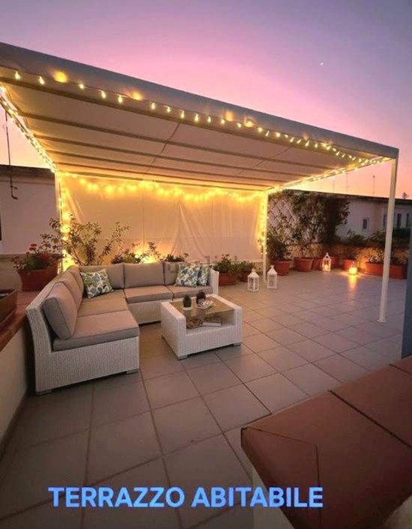 casa indipendente in vendita a Prato in zona Grignano