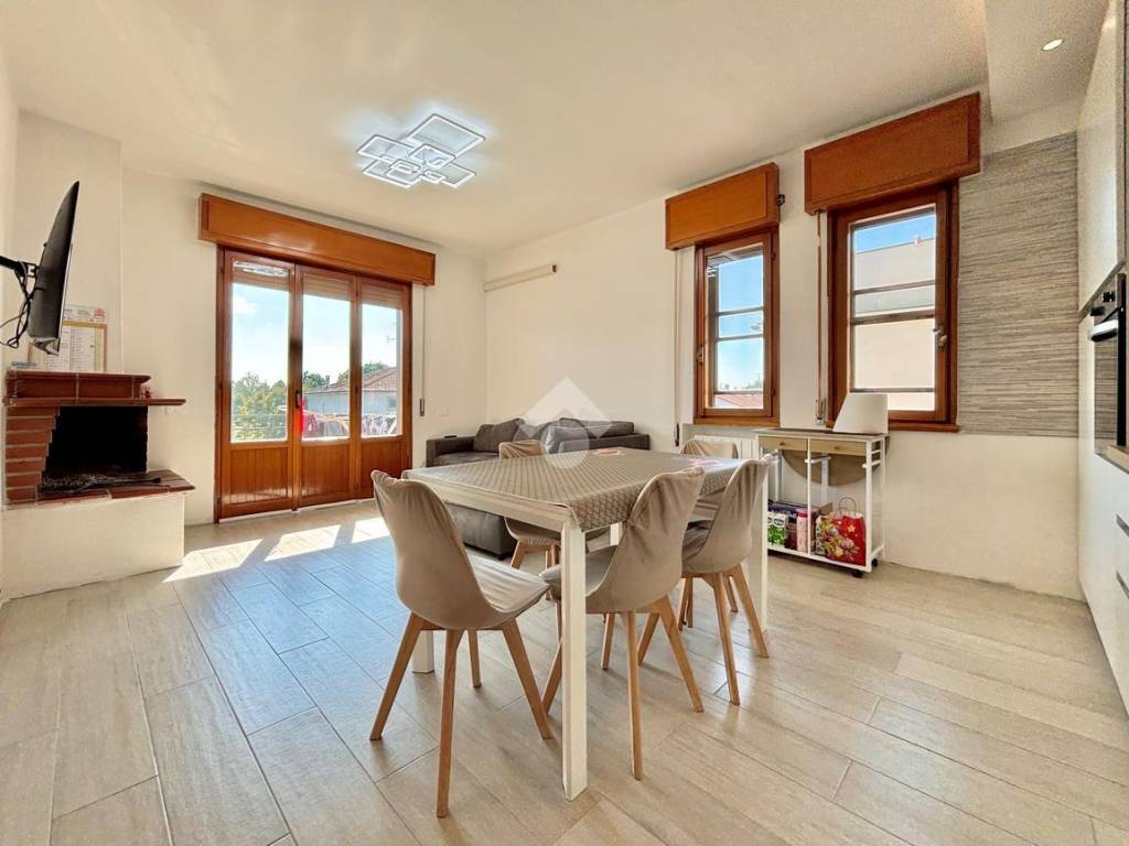 appartamento in vendita a Prato in zona Vergaio