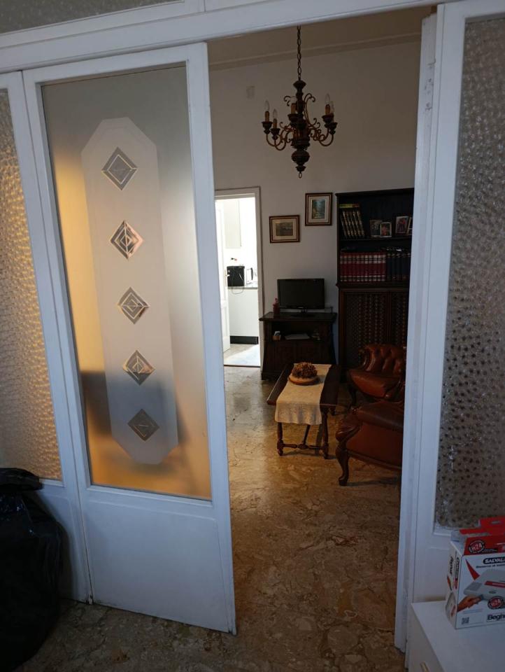casa indipendente in vendita a Prato