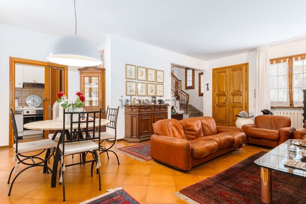 casa indipendente in vendita a Prato in zona Maliseti