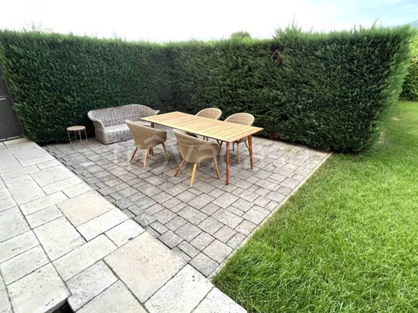 appartamento in vendita a Prato in zona Ponzano