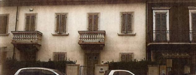 casa indipendente in vendita a Prato