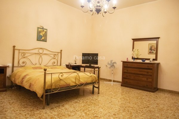 casa indipendente in vendita a Prato in zona Tavola