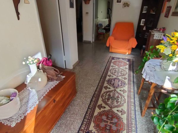 casa indipendente in vendita a Prato in zona San Martino