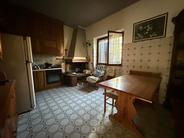 appartamento in vendita a Prato in zona Santa Lucia