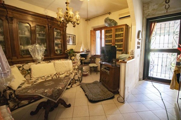 casa indipendente in vendita a Prato in zona San Giusto