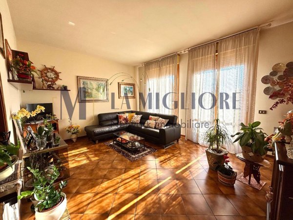 appartamento in vendita a Prato in zona Vergaio