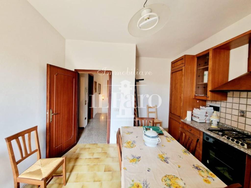 casa indipendente in vendita a Prato in zona Fontanelle