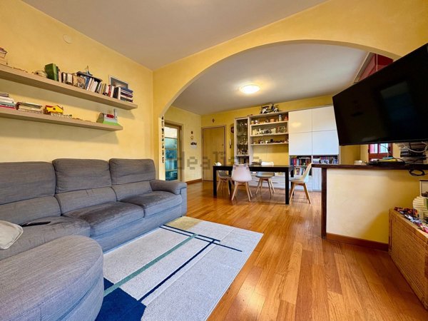 appartamento in vendita a Prato in zona Galceti