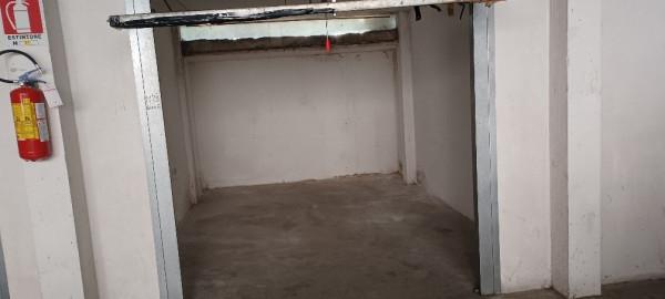 negozio in vendita a Prato