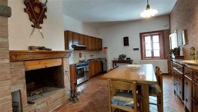 casa indipendente in vendita a Prato in zona Casale