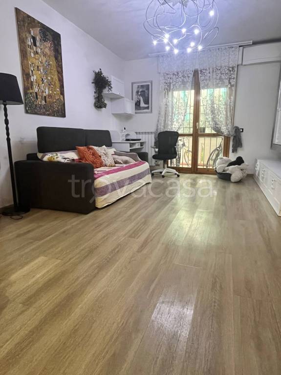 appartamento in vendita a Prato in zona Maliseti